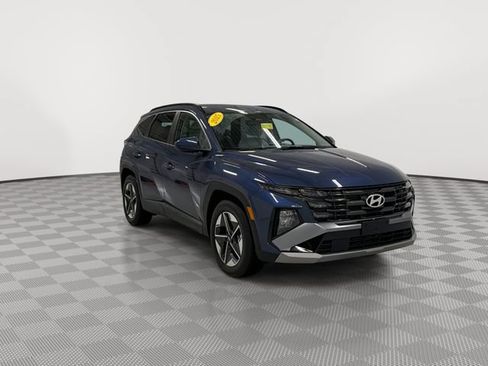 Used 2025 Hyundai Tucson SEL FWD image 2