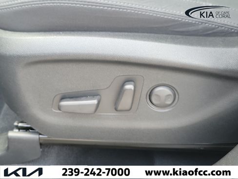 Used 2020 Kia Sorento S FWD image 22