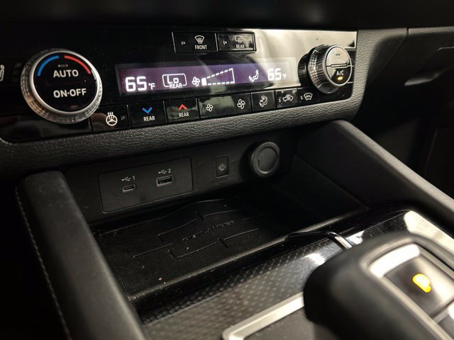 Used 2023 Mitsubishi Outlander SEL Black Edition AWD/4WD image 15