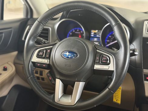 Used 2017 Subaru Legacy 2.5i Premium w/ Moonroof Package AWD/4WD image 26