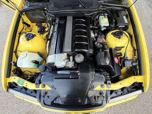 Used 1995 BMW M3 Coupe RWD image 85