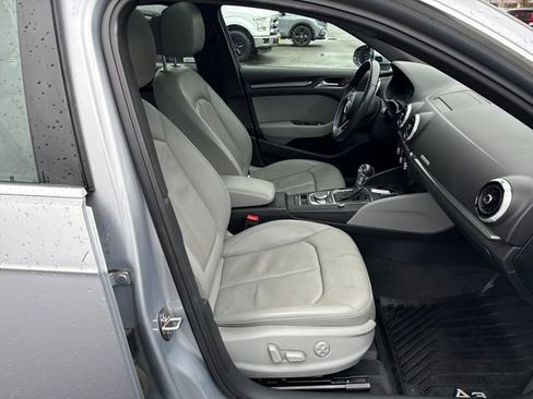 Used 2018 Audi A3 e-tron Premium Plus w/ Premium Plus Package image 10