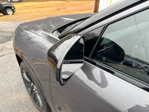 Used 2024 Jeep Wagoneer Launch Edition image 11