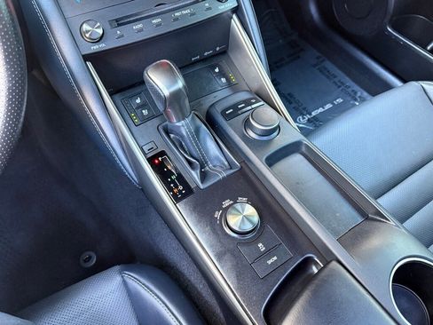 Certified 2020 Lexus IS 300 F Sport image 22