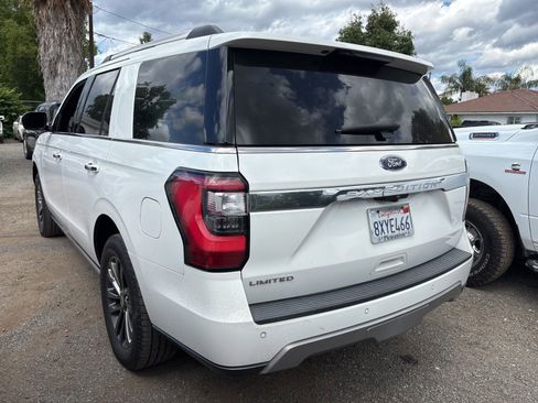 Used 2021 Ford Expedition Limited AWD/4WD image 3