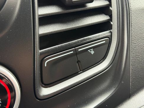 Used 2021 Ford Transit 250 Low Roof AWD image 22