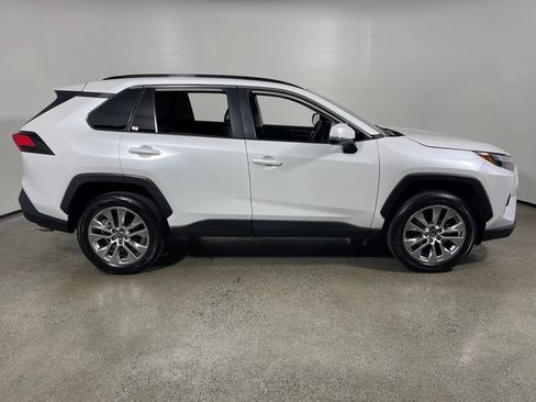 Certified 2023 Toyota RAV4 XLE Premium image 2