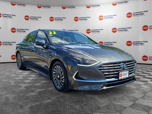 Used 2022 Hyundai Sonata Limited FWD image 1