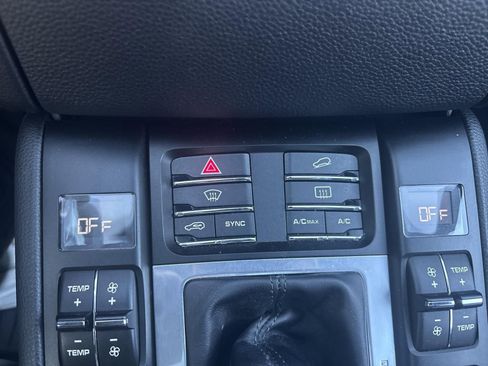 Used 2018 Porsche Macan image 37