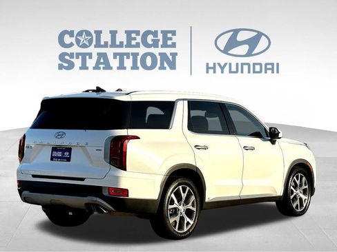Used 2022 Hyundai Palisade SEL w/ Premium Package AWD/4WD image 12