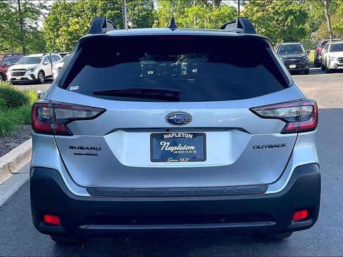 Used 2025 Subaru Outback Onyx Edition AWD/4WD image 3