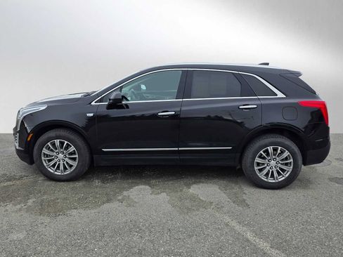 Used 2017 Cadillac XT5 Luxury w/ Driver Awareness Package image 12