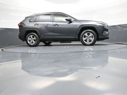 Certified 2025 Toyota RAV4 XLE w/ Convenience Package AWD/4WD image 30
