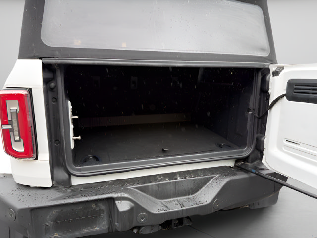 Used 2022 Ford Bronco Outer Banks AWD/4WD image 13
