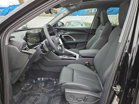 Certified 2025 Audi Q5 Premium Plus w/ Premium Plus image 11