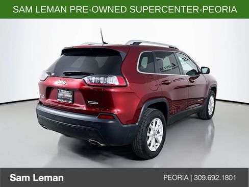Used 2019 Jeep Cherokee Latitude Plus w/ Cold Weather Group AWD/4WD image 7