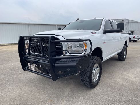 Used 2021 RAM 2500 Big Horn AWD/4WD image 10