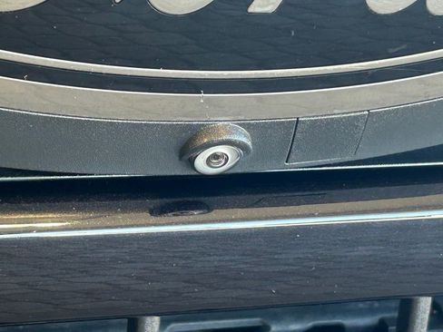 Used 2022 Ford F250 Lariat w/ Tremor Off-Road Package image 24