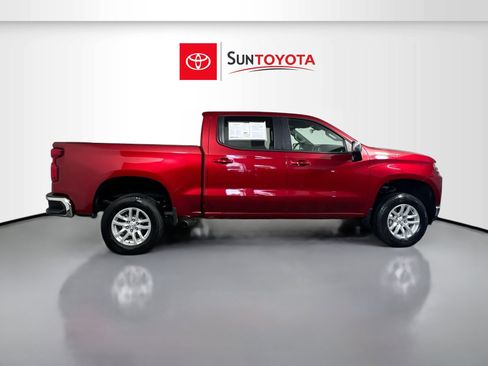 Used 2021 Chevrolet Silverado 1500 LT w/ Bed Protection Package image 2