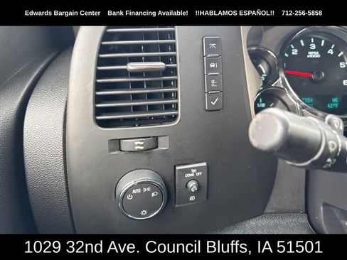 Used 2011 Chevrolet Silverado 2500 LT w/ Interior Plus Package image 20