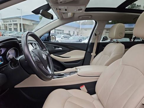 Used 2019 Buick Envision Essence image 23