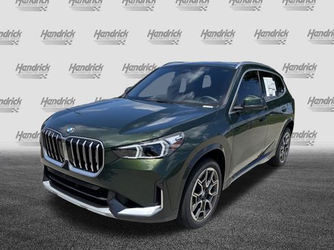 Certified 2025 BMW X1 xDrive28i w/ Technology Package image 5