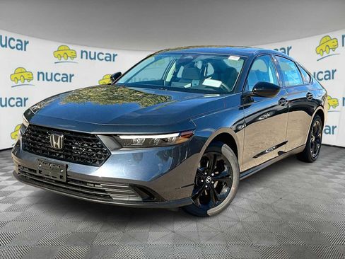 New 2025 Honda Accord SE image 4