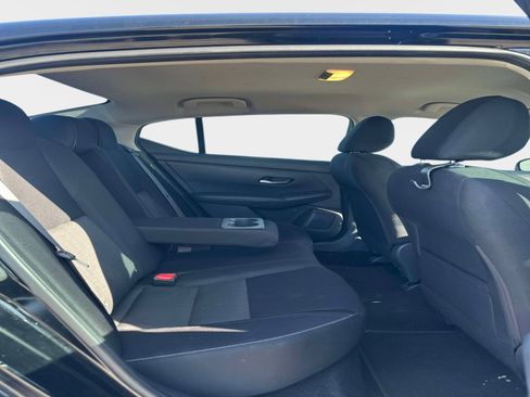 Used 2020 Nissan Sentra SV image 8