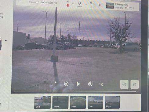 Used 2022 Tesla Model Y Performance image 12