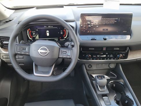 New 2026 Nissan Rogue Platinum w/ Platinum Premium Package image 8