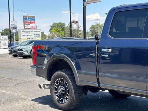 Used 2020 Ford F350 Lariat w/ Lariat Ultimate Package AWD/4WD image 3