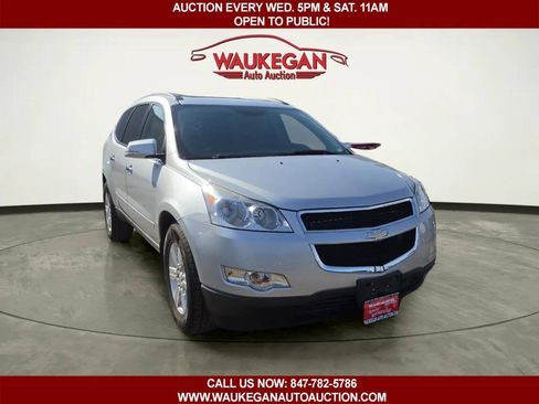 Used 2011 Chevrolet Traverse LT w/ Personal Connectivity Package AWD/4WD image 3