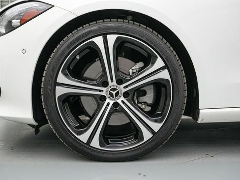 Used 2025 Mercedes-Benz C 300 Sedan image 10