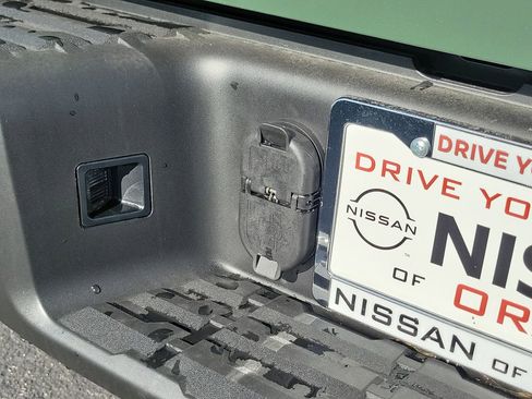 New 2026 Nissan Frontier SV w/ Tow Package image 18