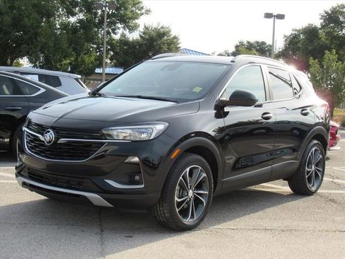 Used 2022 Buick Encore GX Select image 3