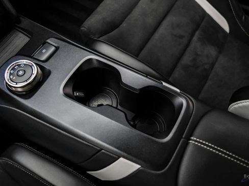 Used 2021 Ford Mustang Shelby GT500 w/ Carbon Fiber Track Pack image 64