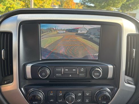 Used 2015 GMC Sierra 2500 SLE w/ SLE Preferred Package image 28