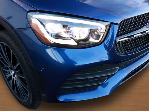 Used 2020 Mercedes-Benz GLC 300 4MATIC Coupe image 17