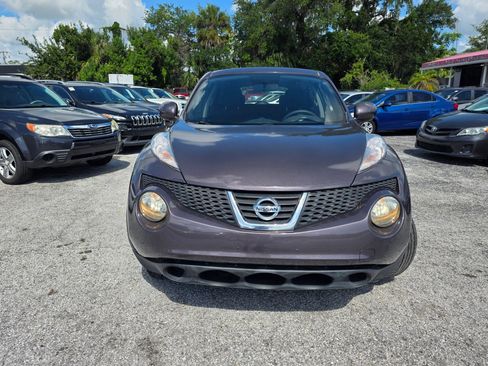 Used 2011 Nissan Juke S FWD image 2