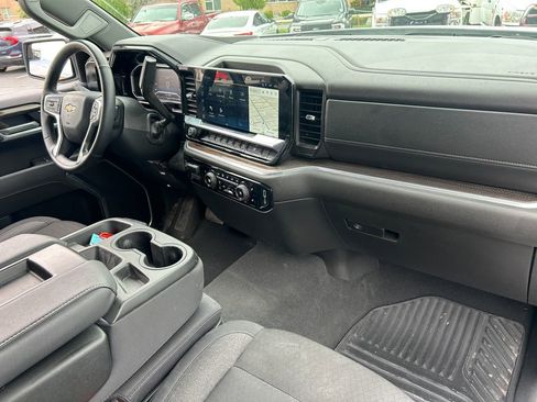 Used 2025 Chevrolet Silverado 1500 LT w/ Work Truck Package AWD/4WD image 34
