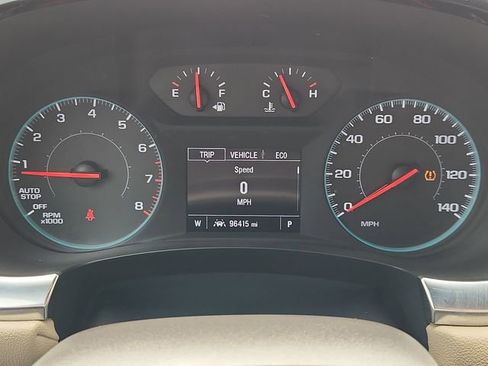 Used 2024 Chevrolet Traverse LS w/ Safety Package FWD image 12