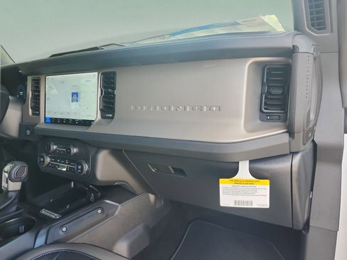 New 2026 Ford Bronco Outer Banks AWD/4WD image 20
