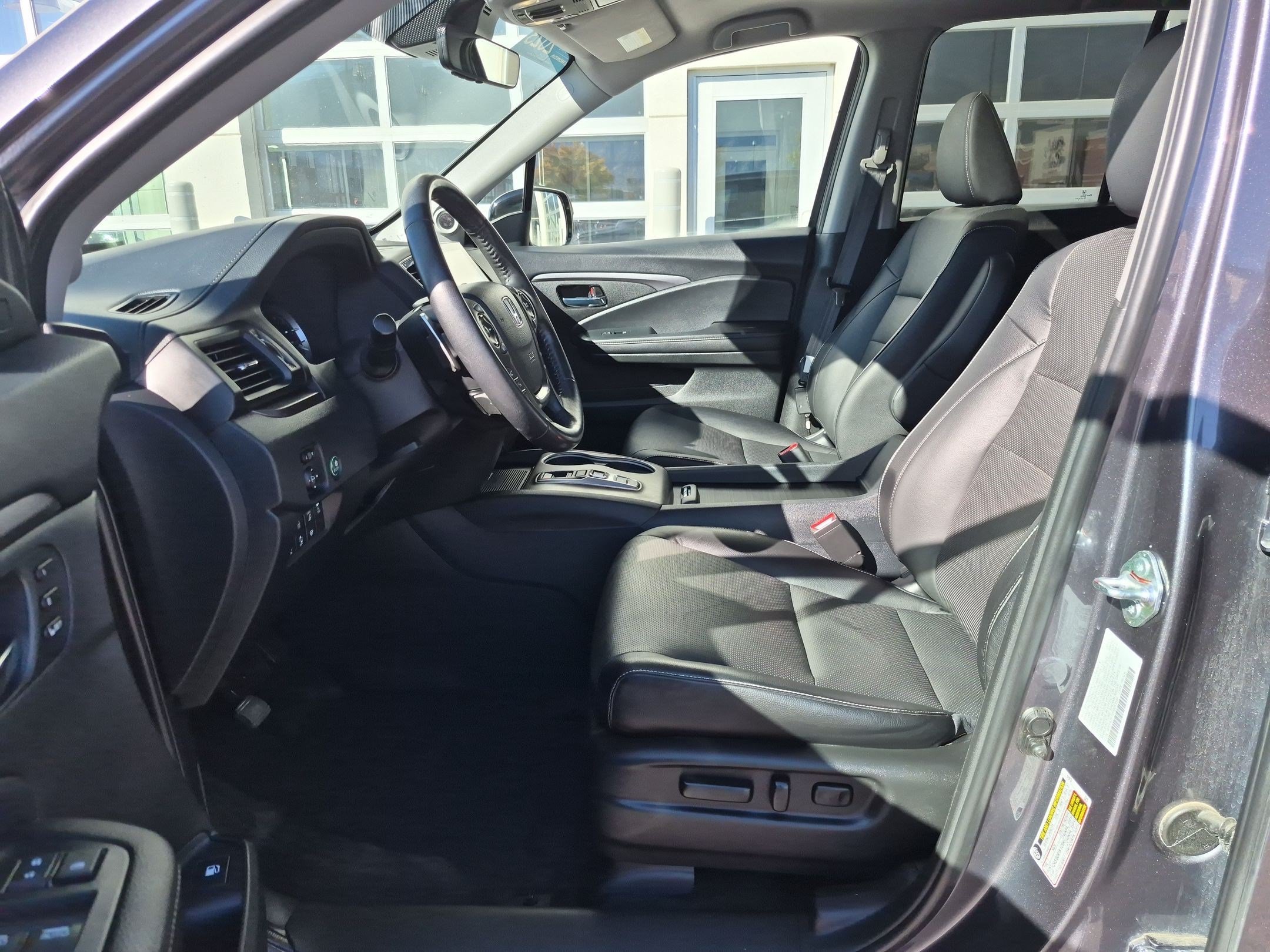 Used 2023 Honda Ridgeline RTL-E image 17