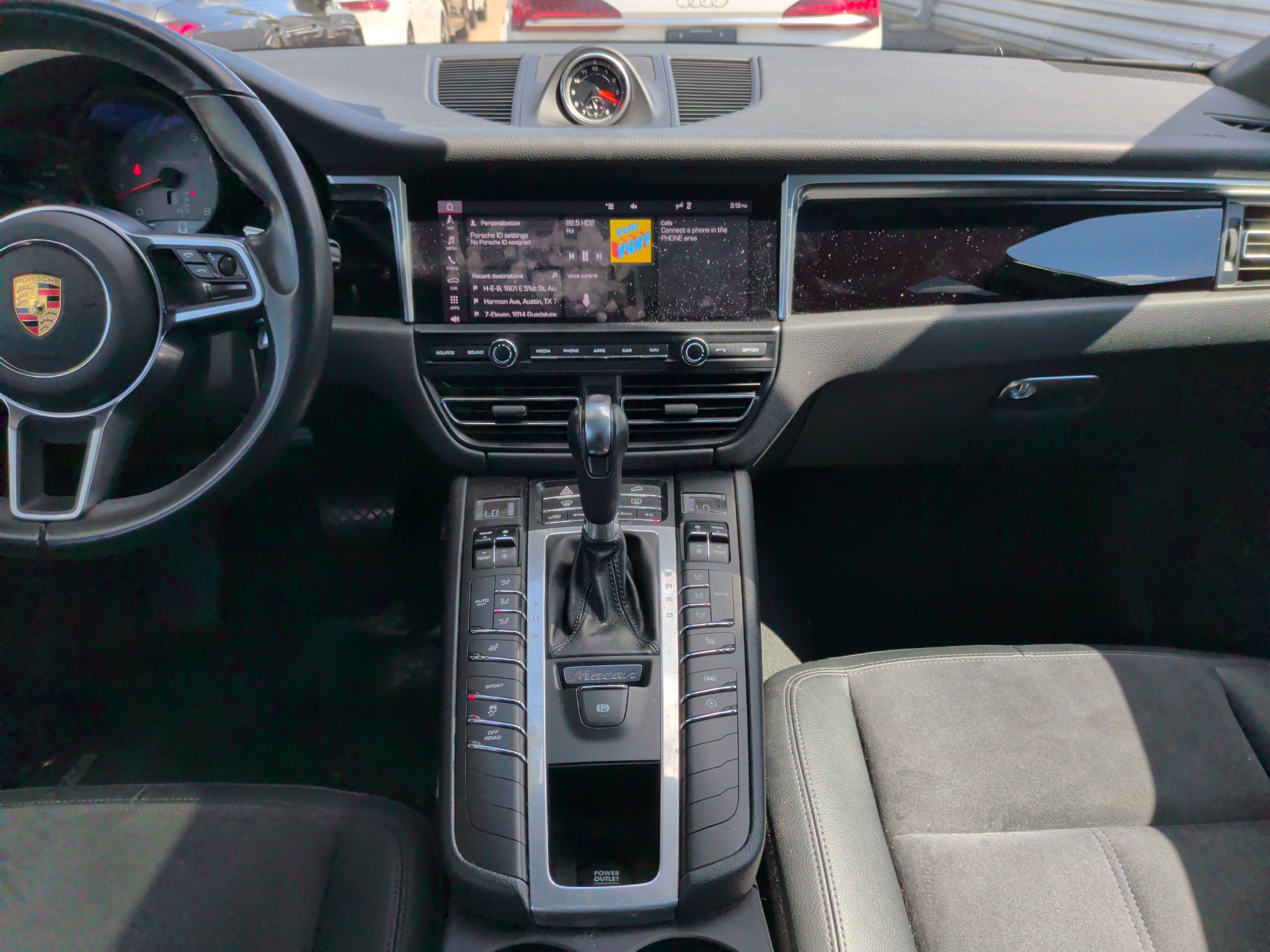 Used 2021 Porsche Macan S AWD/4WD image 27