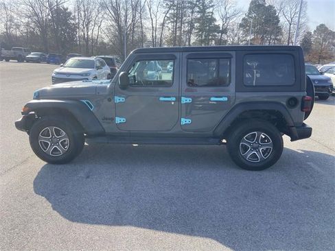 Used 2021 Jeep Wrangler Unlimited Sport image 7