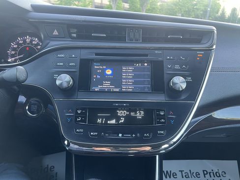 Used 2015 Toyota Avalon XLE FWD image 20