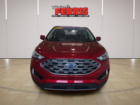 Used 2022 Ford Edge SEL w/ Convenience Package AWD/4WD image 2