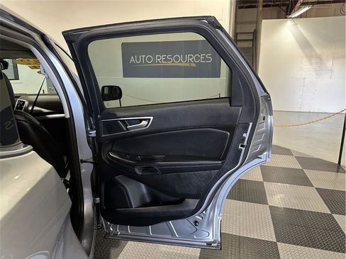 Used 2022 Ford Edge SEL image 27