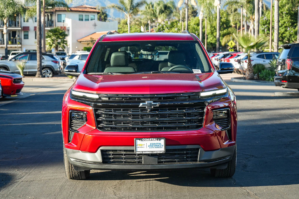 New 2027 Chevrolet Traverse LT w/ Midnight/Sport Edition FWD image 2