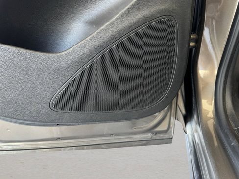 Used 2019 Buick Envision Premium image 25